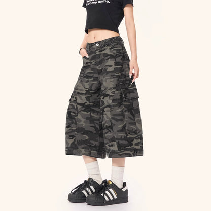 Women's Camouflage Denim Capri Pants